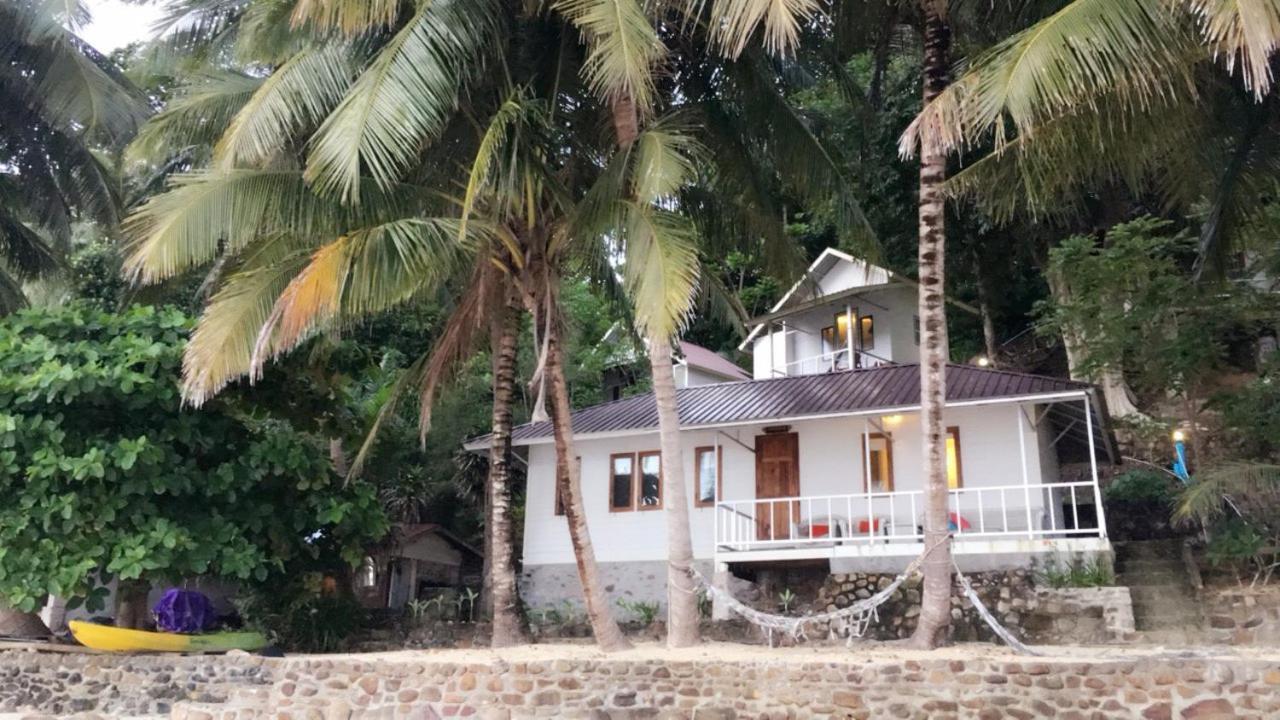 Tohko Beach Resort Фи Фи Айлънд Екстериор снимка