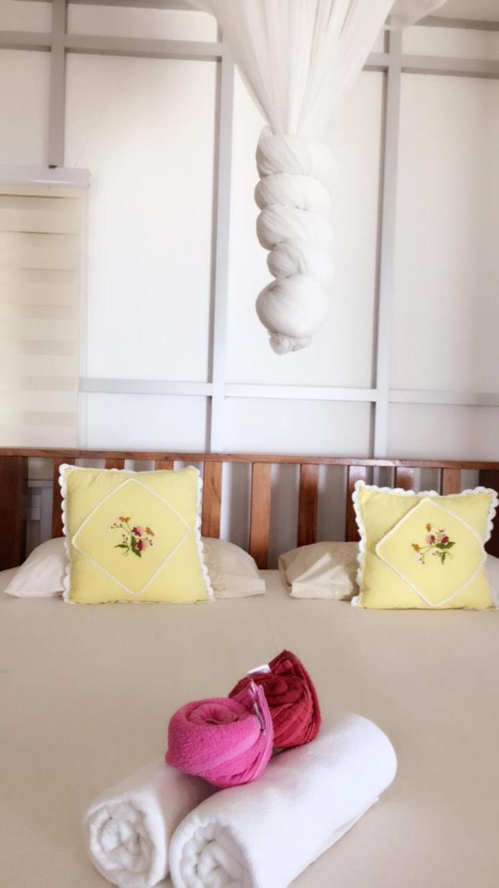 Tohko Beach Resort Фи Фи Айлънд Екстериор снимка