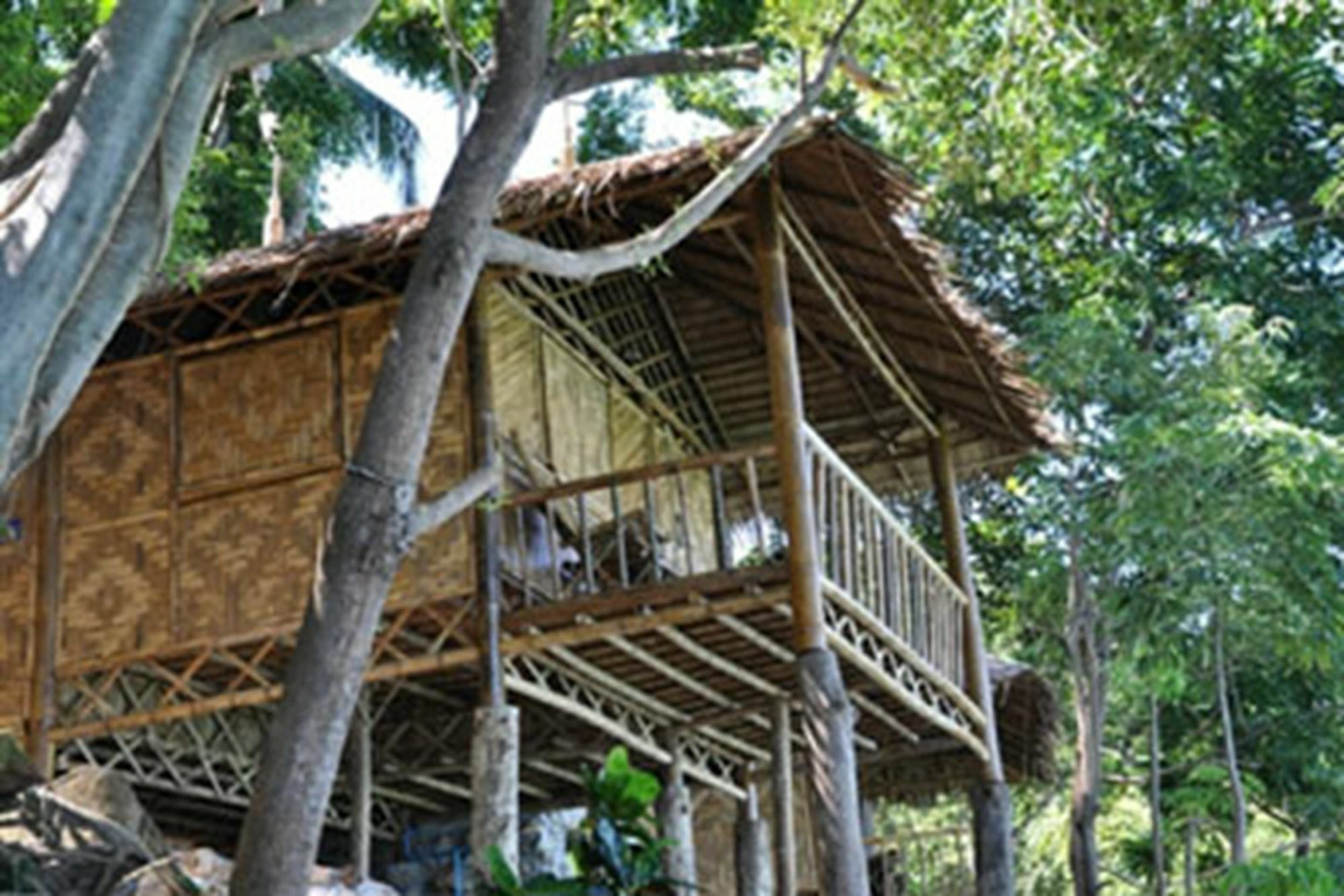 Tohko Beach Resort Фи Фи Айлънд Екстериор снимка