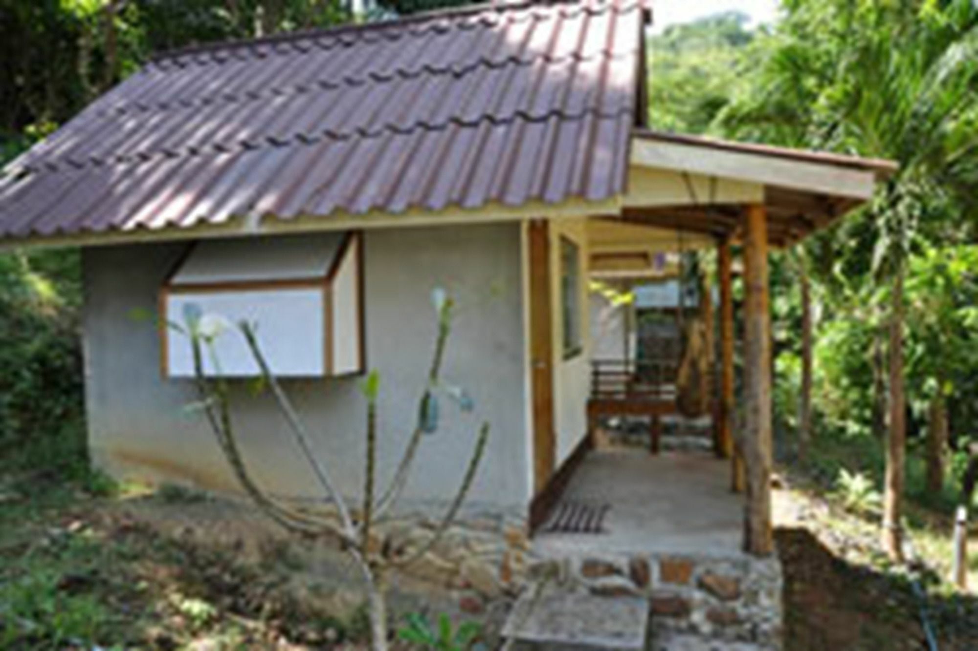 Tohko Beach Resort Фи Фи Айлънд Екстериор снимка