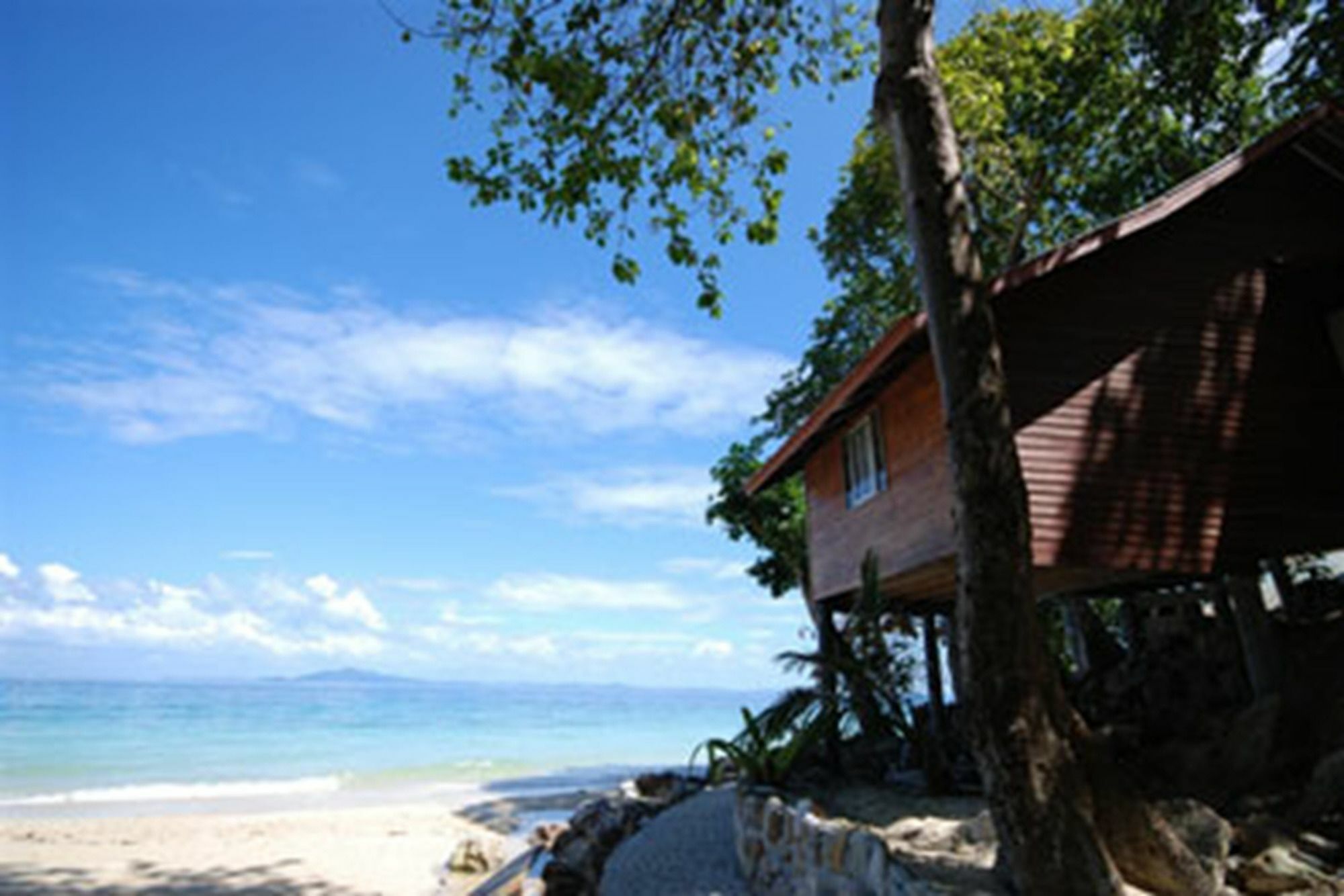 Tohko Beach Resort Фи Фи Айлънд Екстериор снимка
